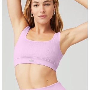 Seamless cable knit bra